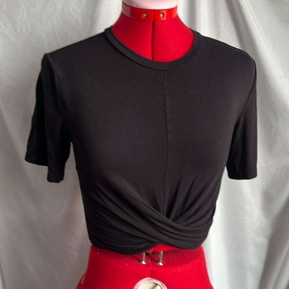 SM40 Divided knitted crop t shirt